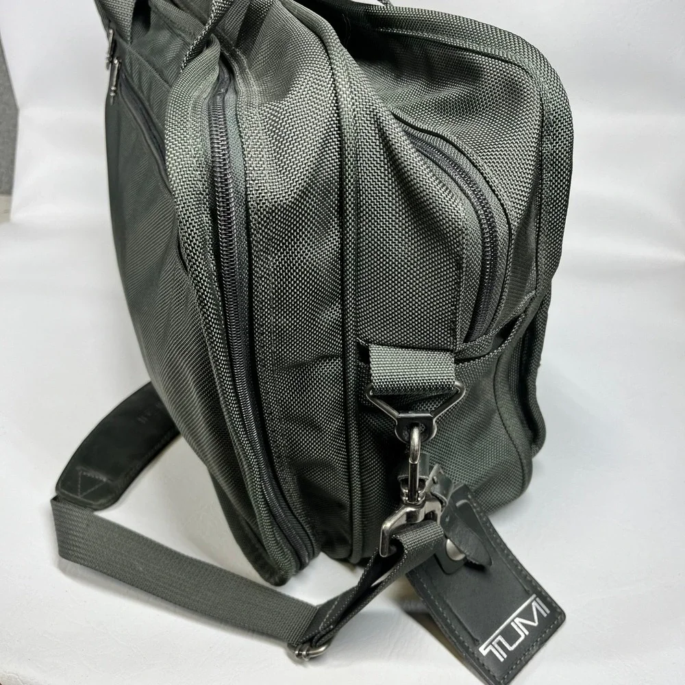 Tumi Alpha Ballistic Briefcase Laptop Bag Green Nylon Grey Messenger